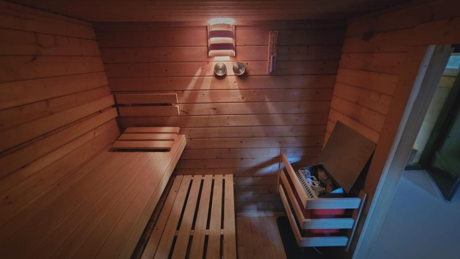 Casa Cuschina - Mit Sauna In Der Schoenen Surselva Dardin Luaran gambar