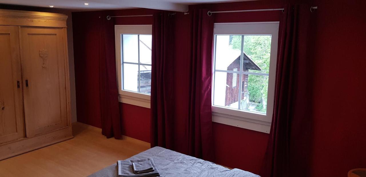 Casa Cuschina - Mit Sauna In Der Schoenen Surselva Dardin Luaran gambar